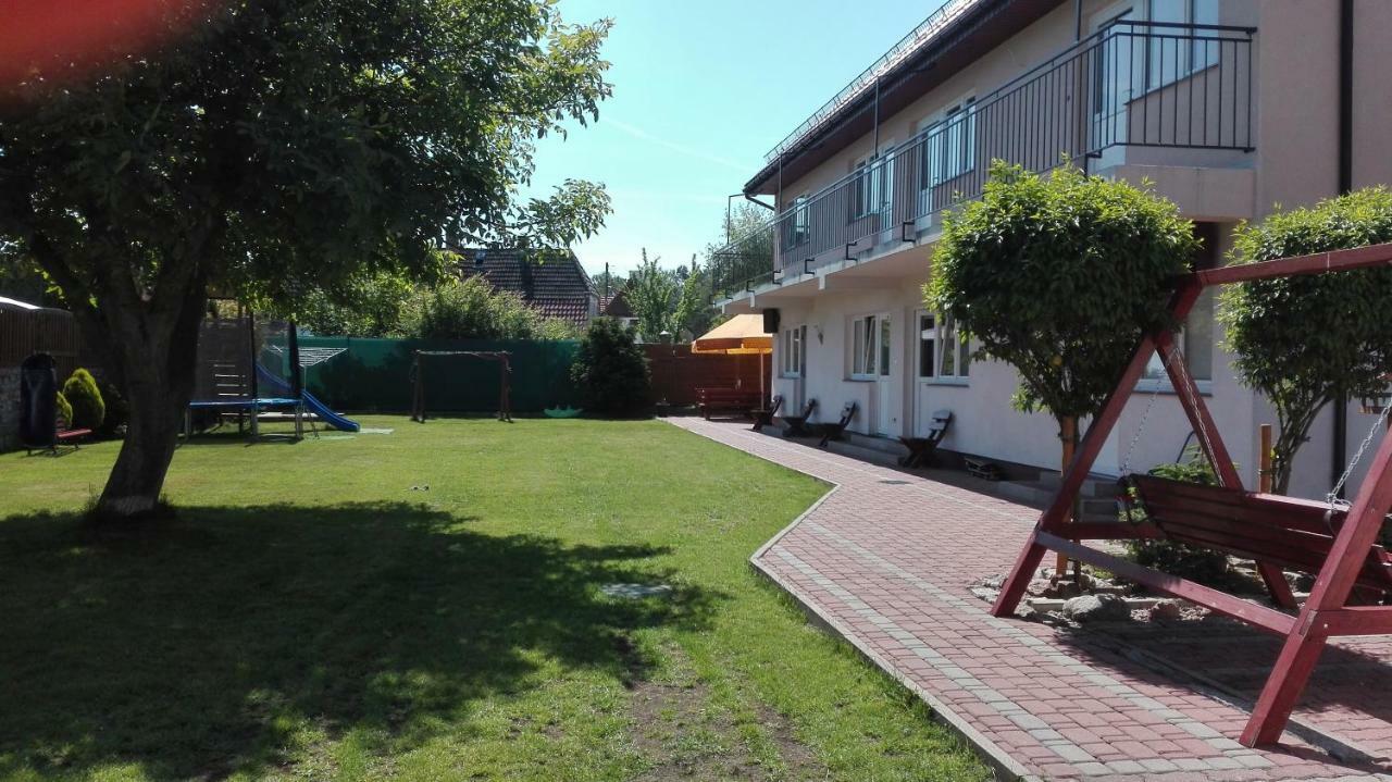 Apartamenty Gosciniec Re-Max Mrzeżyno Exterior foto